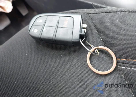 2020 Jeep Compass Sport 4X4 z USA, uszkodzony, nr VIN 3C4NJDAB9LT242772